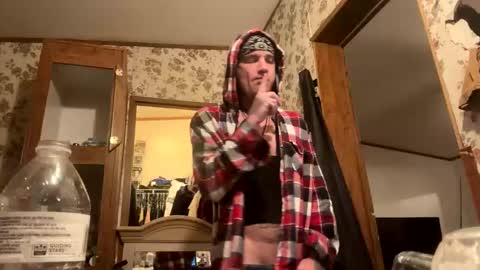 Snapshot of battlewolfxx chatting on 5, 1, 2025 battlewolfxx online show from 5, 1, 2025