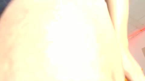 Snapshot of bayoletsweett chatting on 29, 10, 2025 deivid online show from 29, 10, 2025