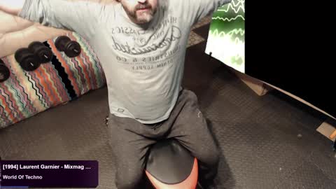 Snapshot of bazzz_8 chatting on 4, 12, 2024 bazzz_8 online show from 4, 12, 2024
