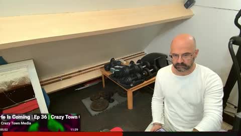 Snapshot of bazzz_8 chatting on 5, 10, 2025 bazzz_8 online show from 5, 10, 2025