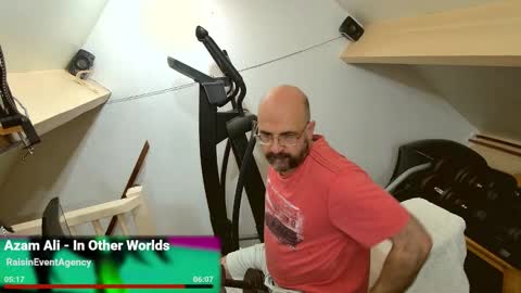 Snapshot of bazzz_8 chatting on 8, 10, 2025 bazzz_8 online show from 8, 10, 2025