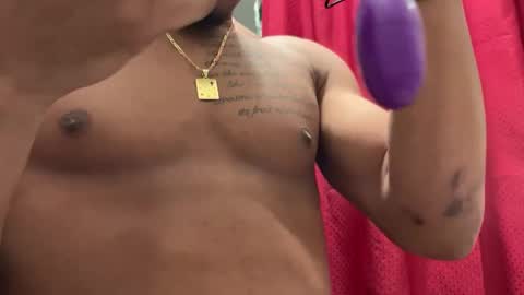 Snapshot of bb_colin chatting on 8, 2, 2025 bb_colin online show from 8, 2, 2025