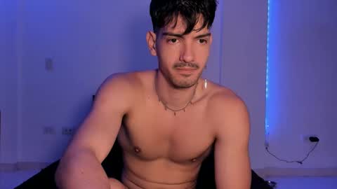 Snapshot of bbbeachboy chatting on 6, 12, 2024 Valentino online show from 6, 12, 2024