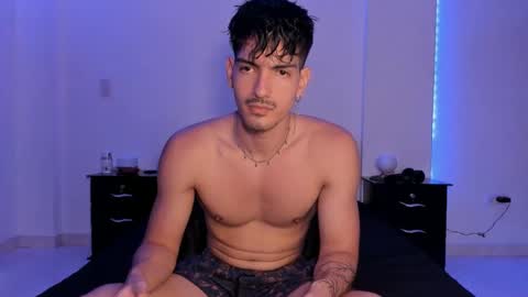 Snapshot of bbbeachboy chatting on 10, 12, 2024 Valentino online show from 10, 12, 2024