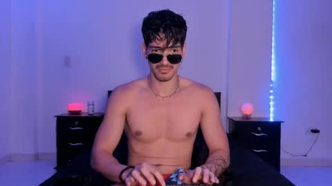 Snapshot of bbbeachboy chatting on 9, 1, 2025 Valentino online show from 9, 1, 2025