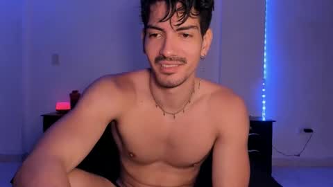 Snapshot of bbbeachboy chatting on 10, 1, 2025 Valentino online show from 10, 1, 2025