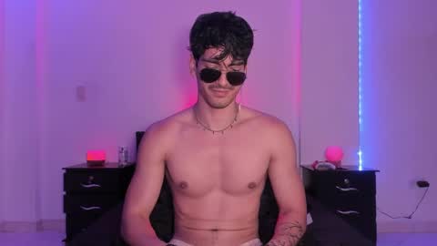 Snapshot of bbbeachboy chatting on 18, 1, 2025 Valentino online show from 18, 1, 2025