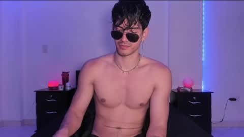 Snapshot of bbbeachboy chatting on 22, 1, 2025 Valentino online show from 22, 1, 2025