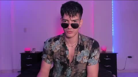 Snapshot of bbbeachboy chatting on 2, 2, 2025 Valentino online show from 2, 2, 2025