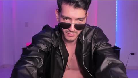 Snapshot of bbbeachboy chatting on 6, 2, 2025 Valentino online show from 6, 2, 2025