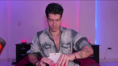 Snapshot of bbbeachboy chatting on 2, 3, 2025 Valentino online show from 2, 3, 2025