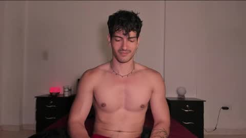 Snapshot of bbbeachboy chatting on 10, 3, 2025 Valentino online show from 10, 3, 2025