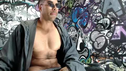 Snapshot of bbc_monster1 chatting on 27, 1, 2025 Justin online show from 27, 1, 2025