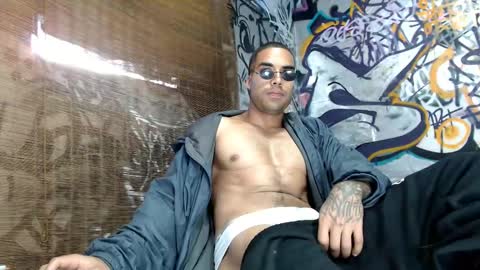 Snapshot of bbc_monster1 chatting on 8, 3, 2025 Justin online show from 8, 3, 2025