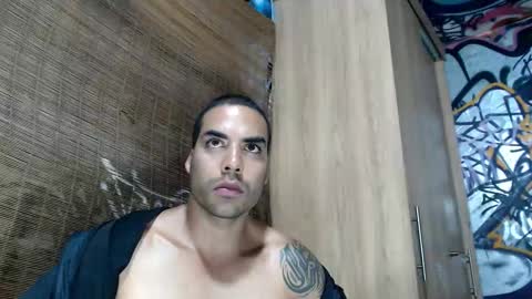 Snapshot of bbc_monster1 chatting on 16, 10, 2025 Justin online show from 16, 10, 2025