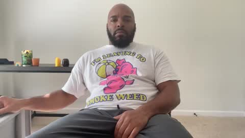 Snapshot of bbcfun44 chatting on 27, 10, 2025 Zaddy online show from 27, 10, 2025