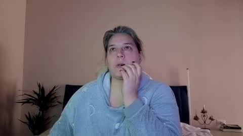 Love online show from 24, 3, 2026