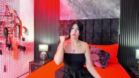 Danna  online show from 7, 3, 2026