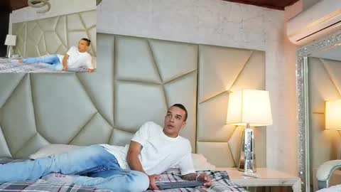 Helena  Evan online show from 8, 1, 2026