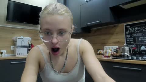 Snapshot of be_daddy chatting on 9, 12, 2024 Summer BABY online show from 9, 12, 2024