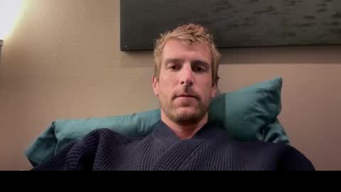 beach_bum_69 online show from 8, 3, 2025