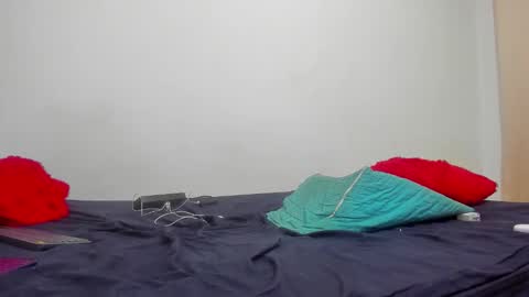 bigbearr online show from 4, 2, 2026