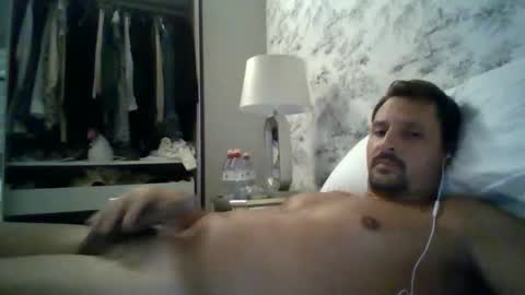 bearboudior online show from 31, 10, 2025