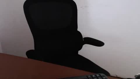 Beard Guy online show from 2, 2, 2025