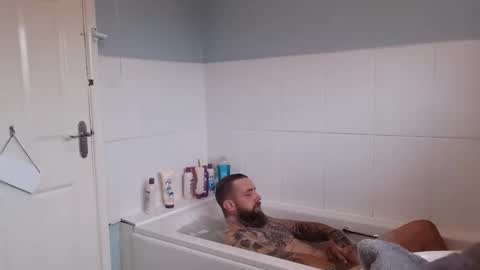 beardedtattedguy online show from 11, 9, 2025