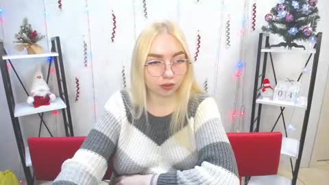 BeatriceFlyy online show from 4, 1, 2025