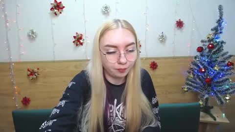 BeatriceFlyy online show from 20, 1, 2025