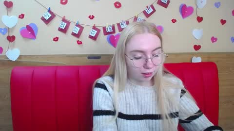 BeatriceFlyy online show from 20, 2, 2025