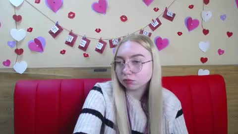 BeatriceFlyy online show from 20, 2, 2025