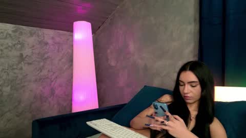 Snapshot of beatrixalexis chatting on 22, 3, 2026 Betty online show from 22, 3, 2026