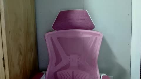 Snapshot of beautiful_sm1le chatting on 1, 4, 2026 Smiley online show from 1, 4, 2026