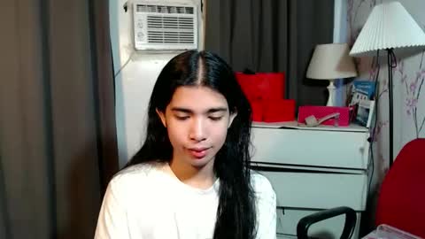 TRIXIE online show from 9, 2, 2026