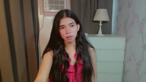 TRIXIE online show from 10, 4, 2026