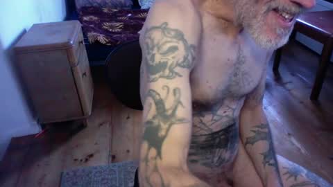 beautifulworld33 online show from 18, 2, 2025