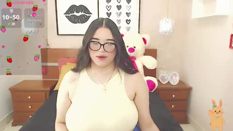Snapshot of beautty_pink chatting on 18, 12, 2024 beautty_pink online show from 18, 12, 2024