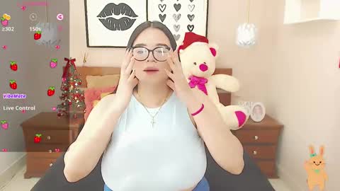Snapshot of beautty_pink chatting on 31, 12, 2024 beautty_pink online show from 31, 12, 2024