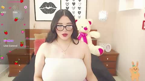 Snapshot of beautty_pink chatting on 9, 1, 2025 beautty_pink online show from 9, 1, 2025
