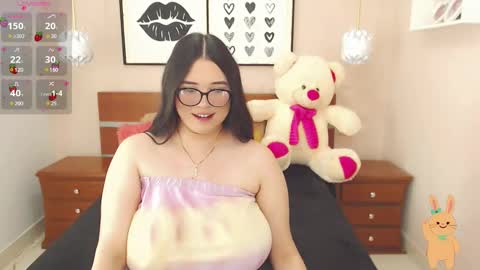 Snapshot of beautty_pink chatting on 24, 2, 2025 beautty_pink online show from 24, 2, 2025