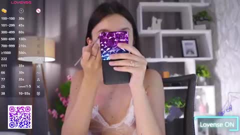 Snapshot of beauty_fuel chatting on 20, 6, 2026 Polly online show from 20, 6, 2026