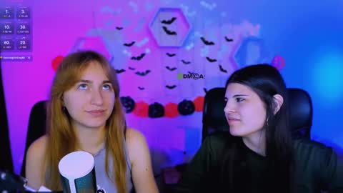 Snapshot of beauty_ginger chatting on 1, 11, 2025 beauty_ginger online show from 1, 11, 2025