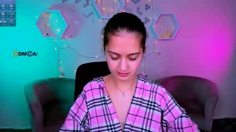 Snapshot of beauty_ginger chatting on 6, 11, 2025 beauty_ginger online show from 6, 11, 2025