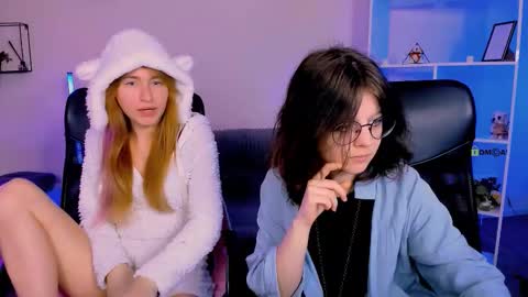 Snapshot of beauty_ginger chatting on 19, 11, 2025 beauty_ginger online show from 19, 11, 2025