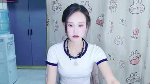 Snapshot of beauty_hanhan chatting on 13, 10, 2025 beauty_hanhan online show from 13, 10, 2025
