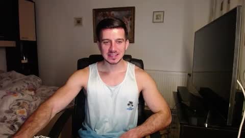 Mia and Jake online show from 26, 11, 2025