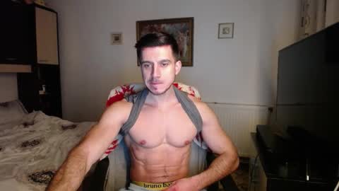 Mia and Jake online show from 18, 1, 2026