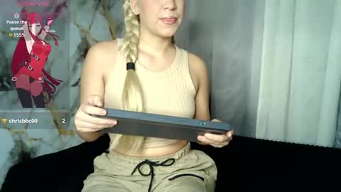 Snapshot of beauty_lana18 chatting on 26, 7, 2026 lana online show from 26, 7, 2026